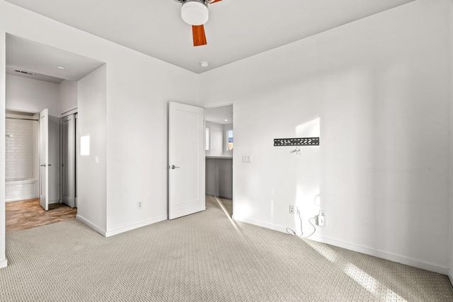 561 Skylar Lane, Palm Springs, CA 92262