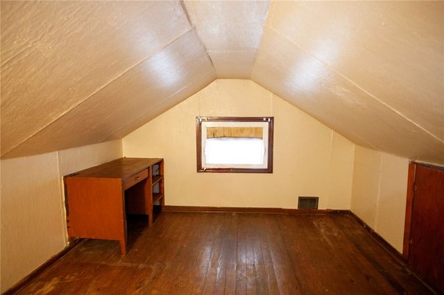 1366 Mount Pleasant Rd, Upper Tyrone Twp, PA 15666