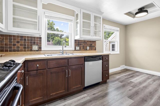 1029 LANGLADE AVENUE, Green Bay, WI 54304