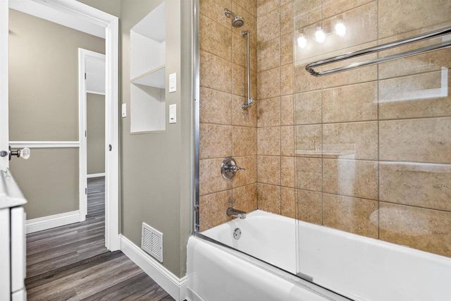 1029 LANGLADE AVENUE, Green Bay, WI 54304