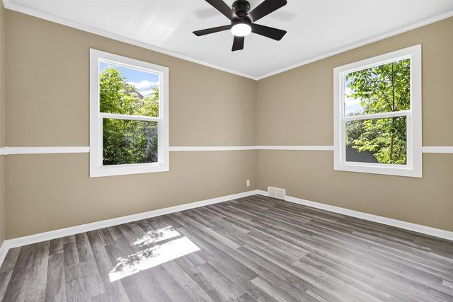 1029 LANGLADE AVENUE, Green Bay, WI 54304