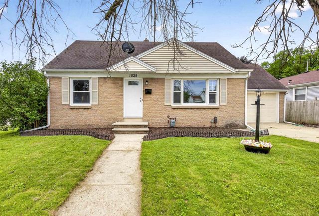 1029 LANGLADE AVENUE, Green Bay, WI 54304