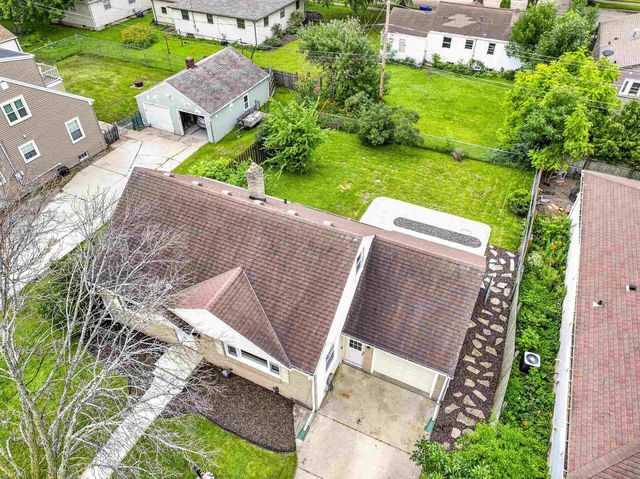 1029 LANGLADE AVENUE, Green Bay, WI 54304