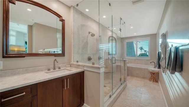2165 GULF OF MEXICO DRIVE 115, Longboat Key, FL 34228
