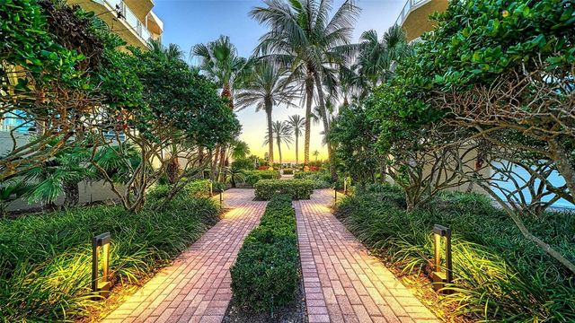 2165 GULF OF MEXICO DRIVE 115, Longboat Key, FL 34228