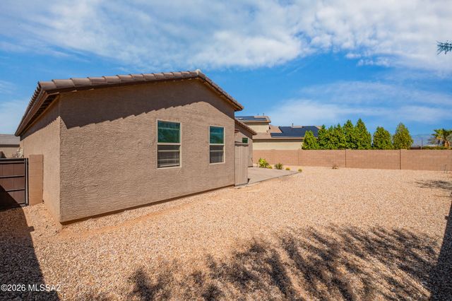 6265 S Desert Peak Drive, Tucson, AZ 85706