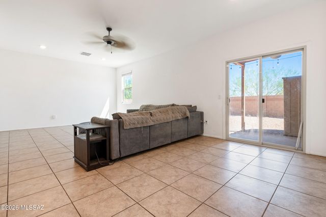6265 S Desert Peak Drive, Tucson, AZ 85706