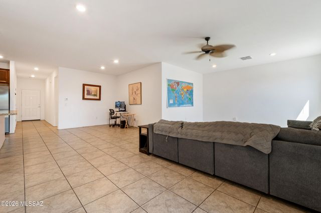 6265 S Desert Peak Drive, Tucson, AZ 85706