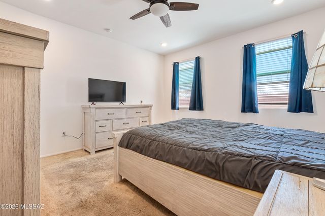 6265 S Desert Peak Drive, Tucson, AZ 85706