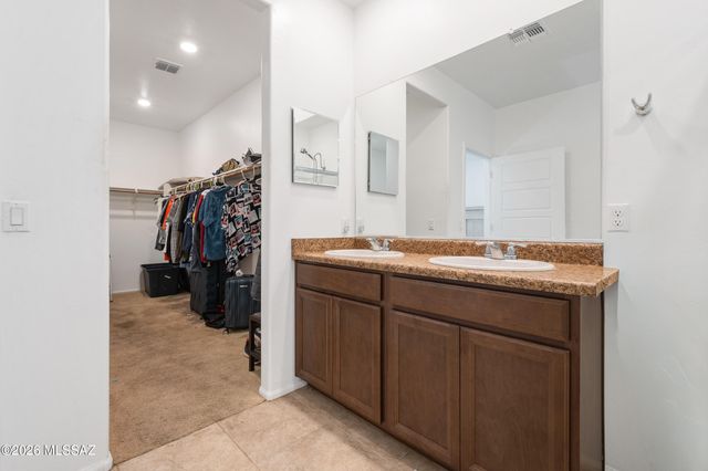 6265 S Desert Peak Drive, Tucson, AZ 85706