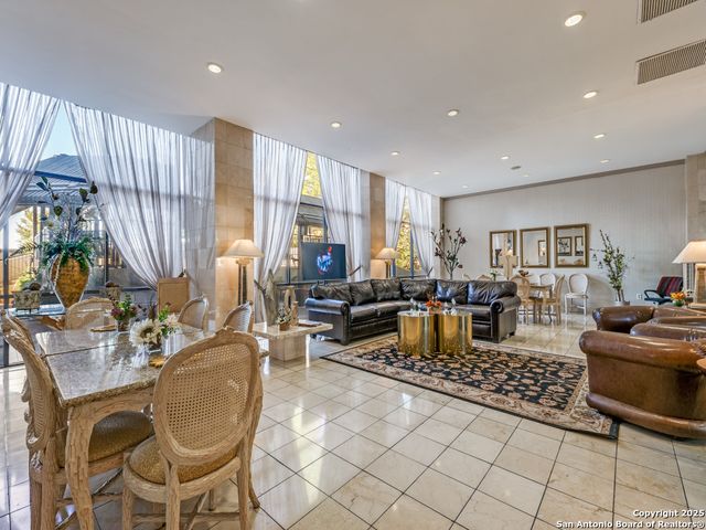 7701 Wurzbach Rd Apt 406, San Antonio, TX 78229