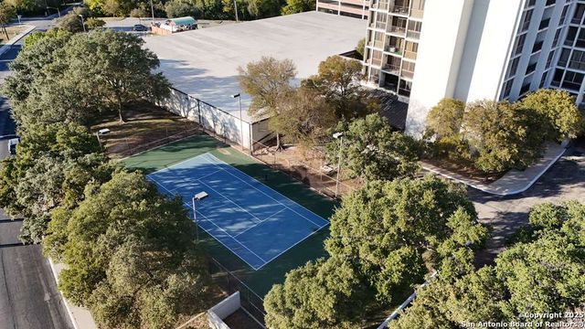 7701 Wurzbach Rd Apt 406, San Antonio, TX 78229