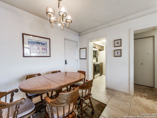 7701 Wurzbach Rd Apt 406, San Antonio, TX 78229