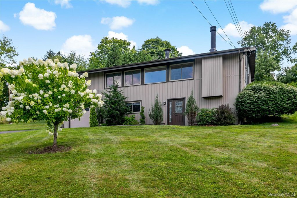 239 Carolina Road, Yorktown Heights, NY 10598 — exterior