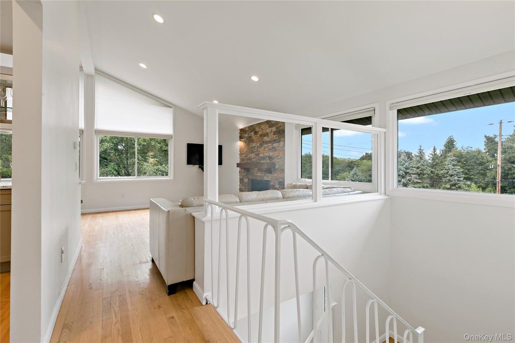 239 Carolina Road, Yorktown Heights, NY 10598 — photo 4