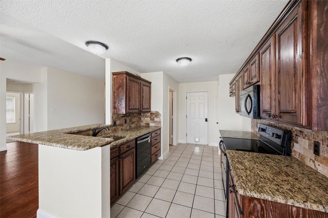 926 Meadow Circle S, Keller, TX 76248