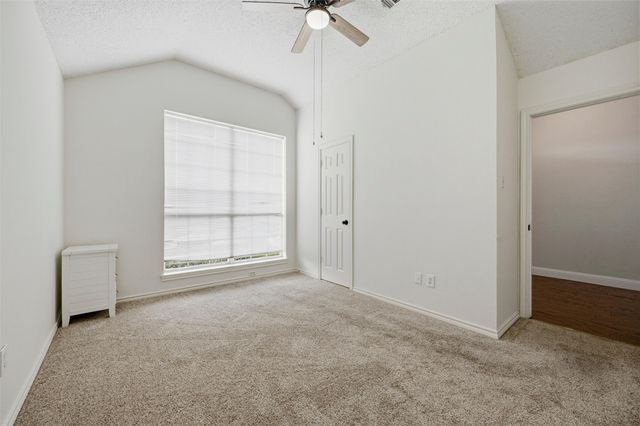 926 Meadow Circle S, Keller, TX 76248