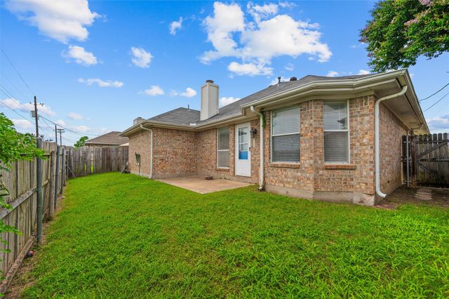 926 Meadow Circle S, Keller, TX 76248