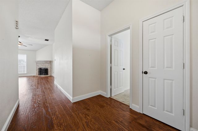 926 Meadow Circle S, Keller, TX 76248
