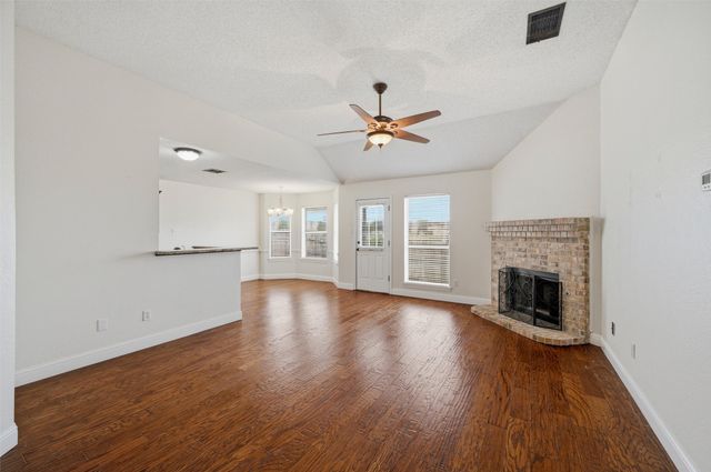 926 Meadow Circle S, Keller, TX 76248