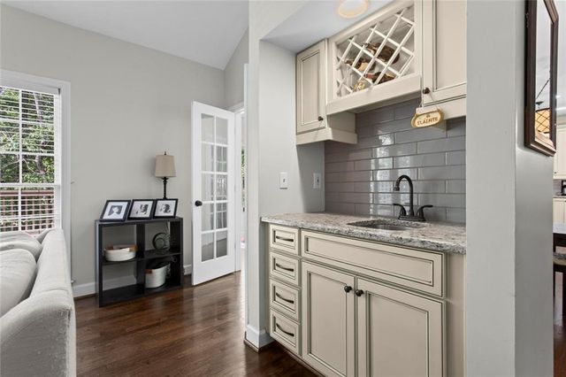 1154 Ward Creek Drive SW, Marietta, GA 30064