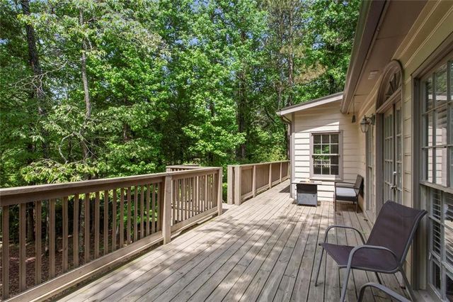 1154 Ward Creek Drive SW, Marietta, GA 30064