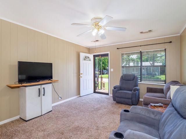 2812 1st Street, Brownwood, TX 76801