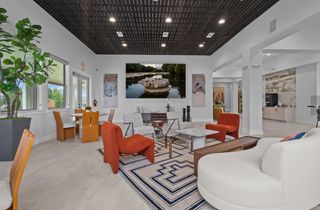 865 Limmer LOOP 722, Hutto, TX 78634