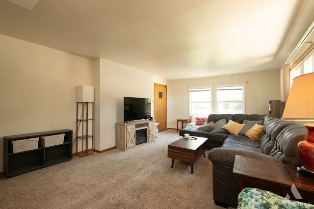 220 E 15th Street 1, Lockport, IL 60441
