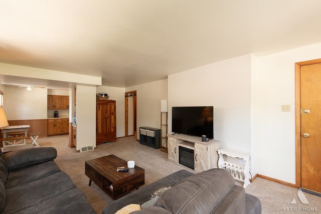 220 E 15th Street 1, Lockport, IL 60441