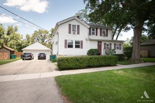 220 E 15th Street 1, Lockport, IL 60441