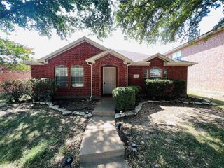 6109 Apache Drive, The Colony, TX 75056