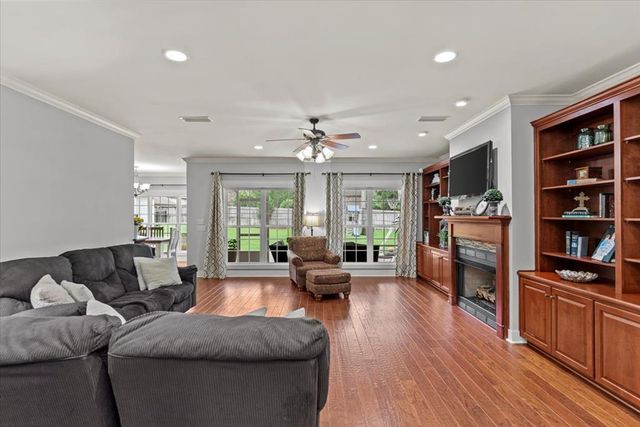 105 Carnegie Court, Dothan, AL 36305