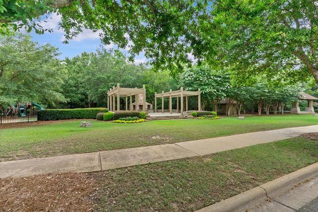 105 Carnegie Court, Dothan, AL 36305