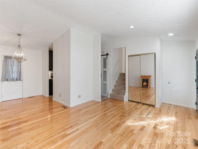 227 Bradshaw Avenue, Hendersonville, NC 28792