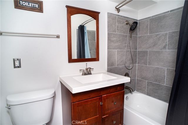 16416 Ballinger Street, North Hills, CA 91343