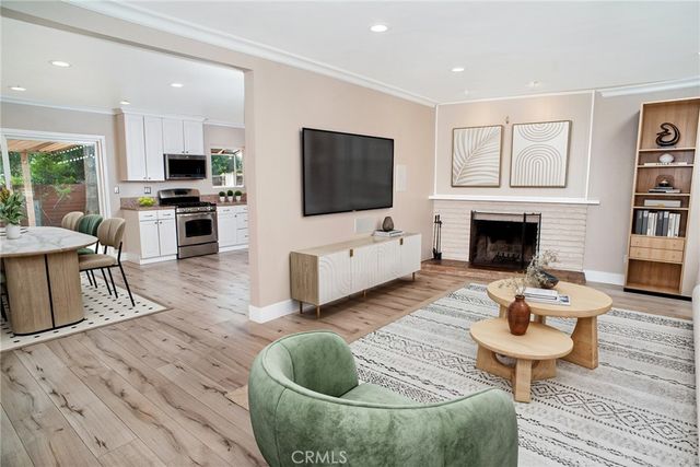 16416 Ballinger Street, North Hills, CA 91343