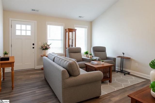 414 River Trace Loop, Simpsonville, SC 29680