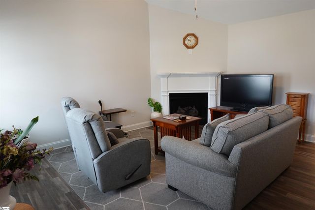 414 River Trace Loop, Simpsonville, SC 29680