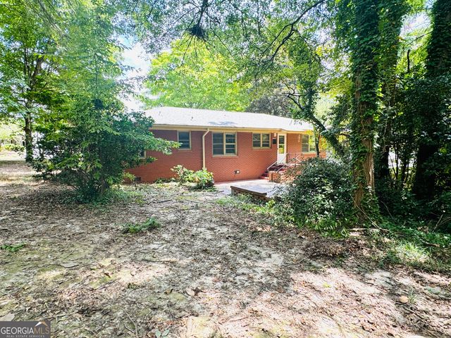 222 Pineview Drive, Lawrenceville, GA 30046