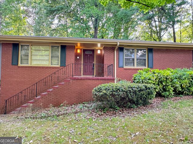 222 Pineview Drive, Lawrenceville, GA 30046