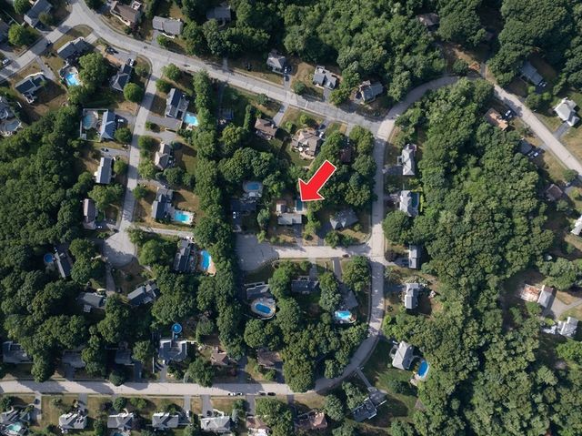 4 Flint Meadow Ln, Shrewsbury, MA 01545