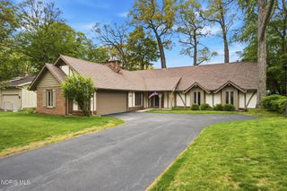 6023 Barkwood Lane, Sylvania, OH 43560