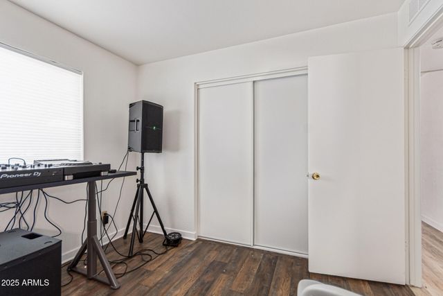 5918 S PARKSIDE Drive, Tempe, AZ 85283