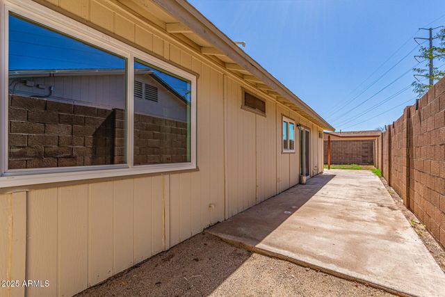 5918 S PARKSIDE Drive, Tempe, AZ 85283