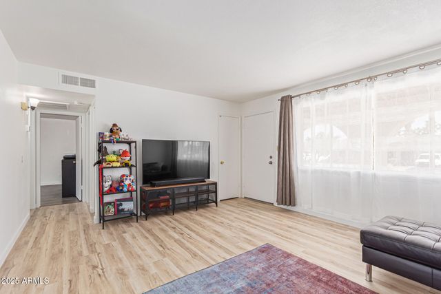 5918 S PARKSIDE Drive, Tempe, AZ 85283