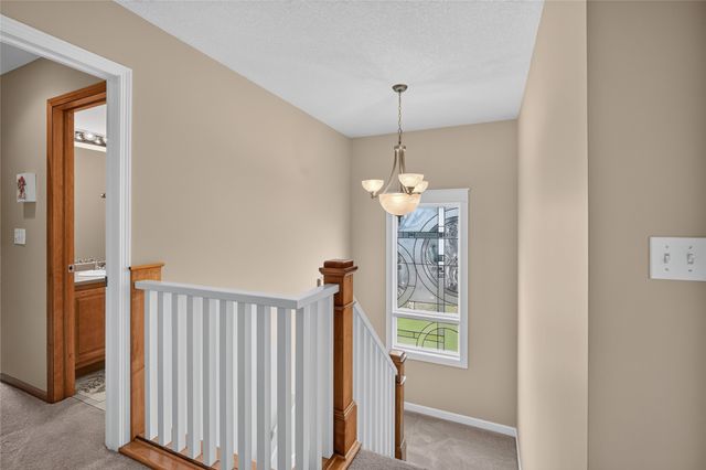 6609 Hampton Court, Johnston, IA 50131