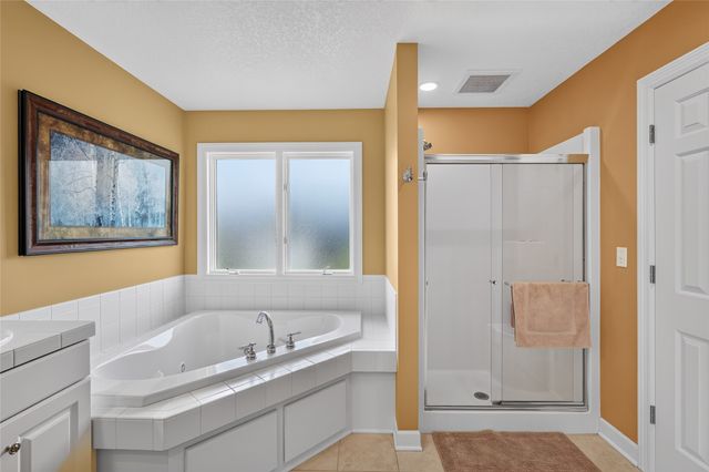 6609 Hampton Court, Johnston, IA 50131