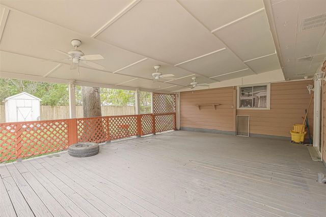 7022 Triola Lane, Houston, TX 77074