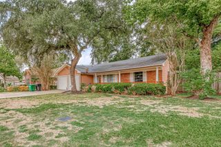 7022 Triola Lane, Houston, TX 77074